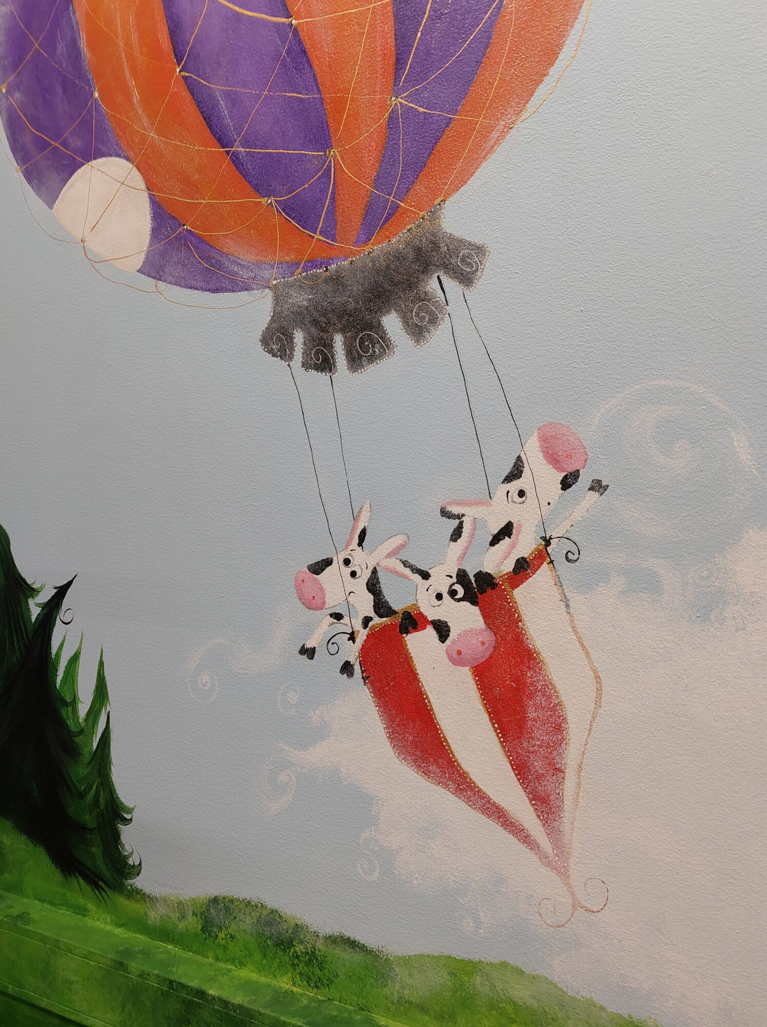 "Pomenia Satuhuone" – taidemaalattu kokonaisuus täynnä tarinaa ja taikaa - Image 11