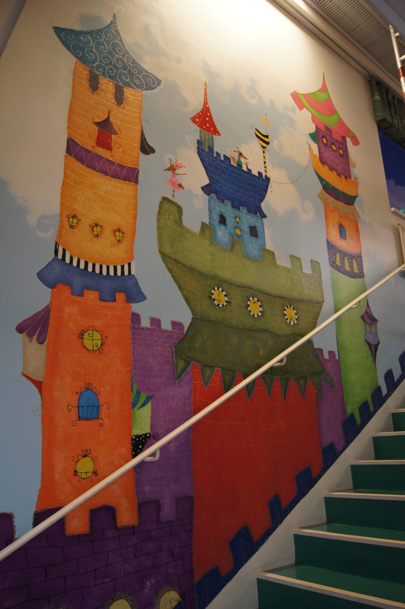 "Portaikko"- ihan hirmuisan ihastuttava Pomenia kokonaisuus - Image 3