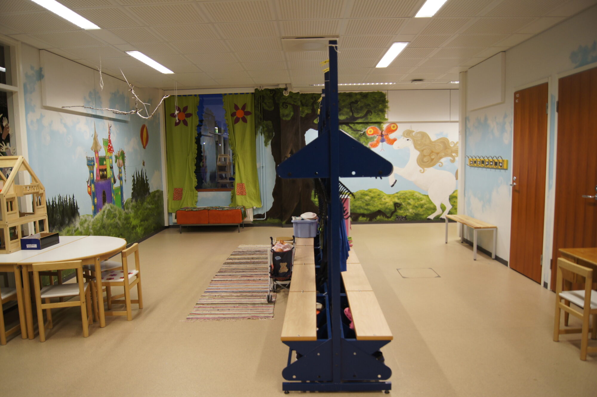 "Pomenia Satukäytävä"- säkenöivän taianomainen kokonaisuus - Image 5